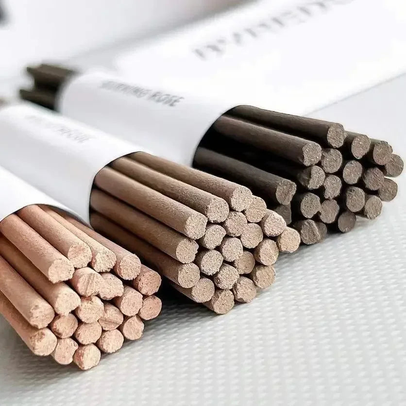 Bâtonnets d’encens – Collection Byredo
/ Incense Sticks – Byredo Collection