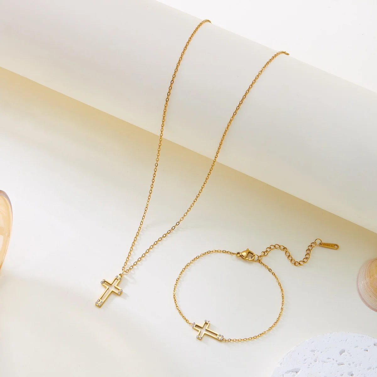 Bracelet et collier fin - Foi minimaliste / Minimalist Faith – Fine Bracelet & Necklace