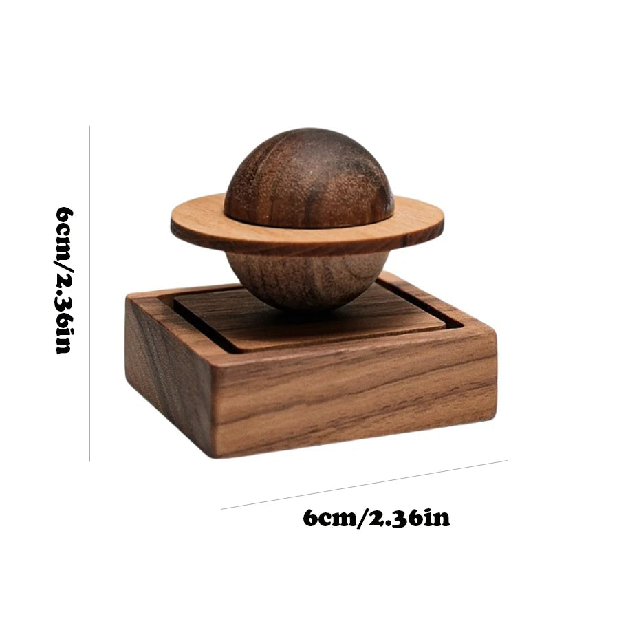 Diffuseur d’Huiles Essentielles en Bois – Design Planète / Wooden Essential Oil Diffuser – Planet Design